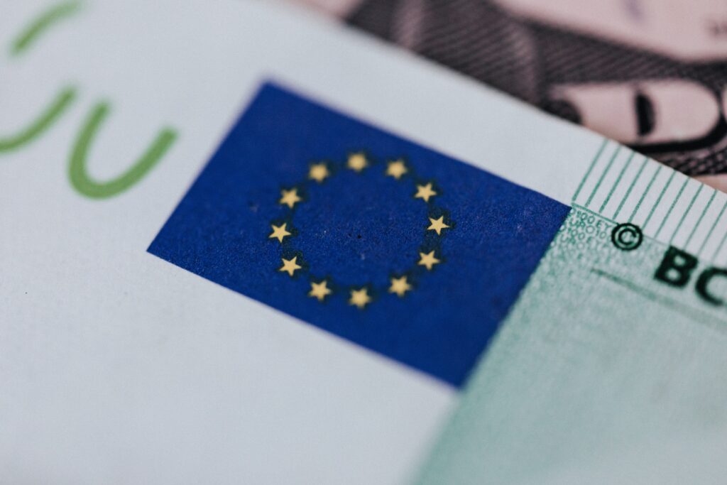 Majority are in favour of EU fund payout